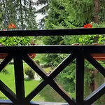 Lusi Holiday, смолянски езера *