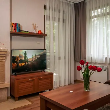 Lusi Holiday, смолянски езера * سموليان