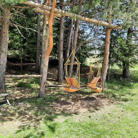 Lusi Holiday, смолянски езера Apartment