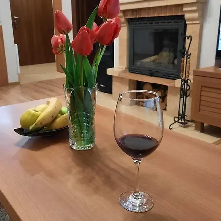 Lusi Holiday, смолянски езера