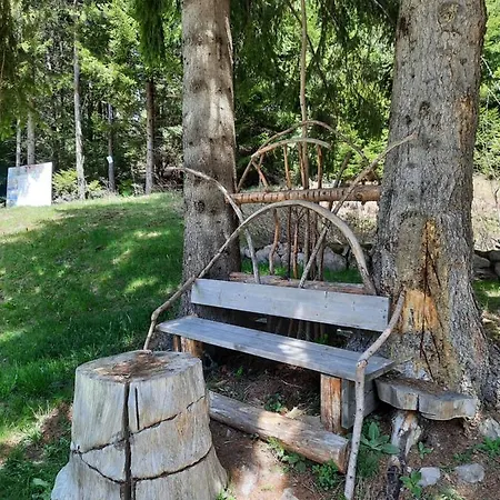 Lusi Holiday, смолянски езера شقة سموليان