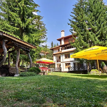 Lusi Holiday, смолянски езера سموليان