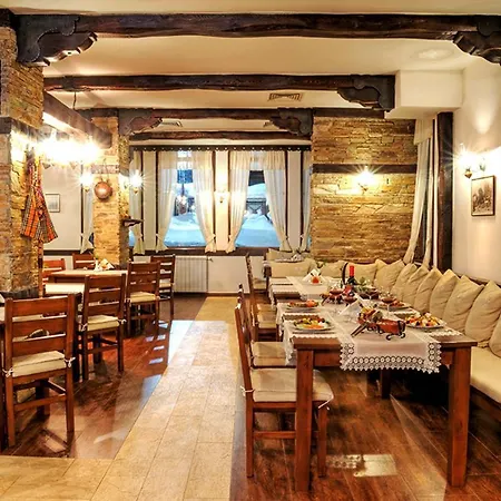 Lusi Holiday, смолянски езера شقة سموليان