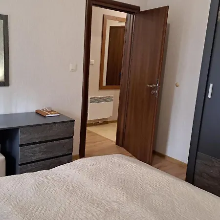 Apartment Lusi Holiday, смолянски езера *